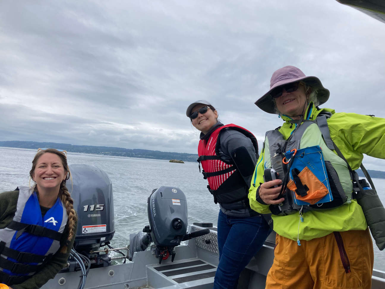 Hat Island MRC volunteers' kelp monitoring